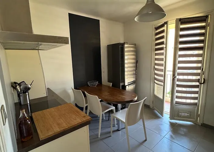 F3 Parking Gratuit Clim Port 5min Aeroport 10min