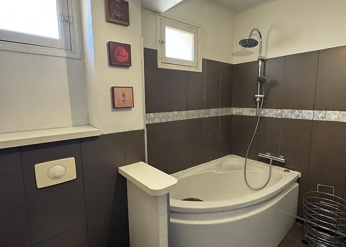 F3 Parking Gratuit Clim Port 5min Aeroport 10min Apartment